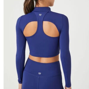 Forever 21  Active Cutout Long-Sleeve Crop Top Lavender Size S